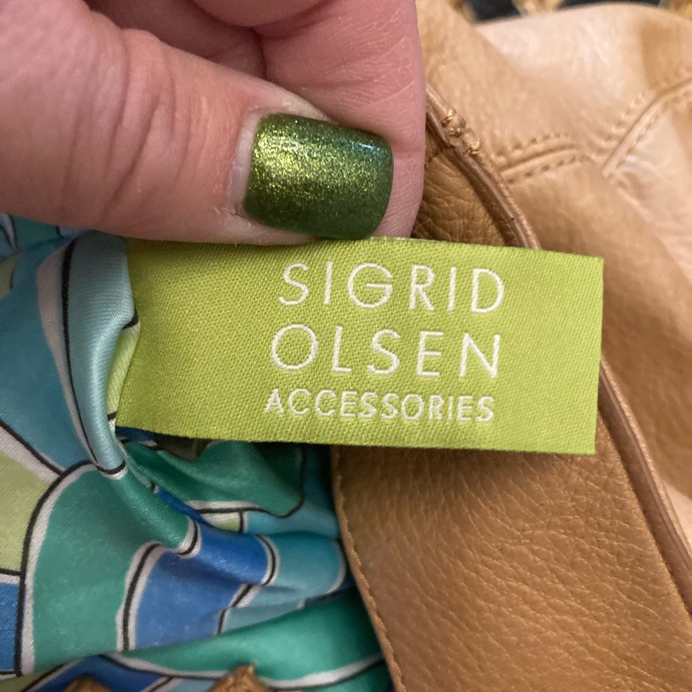 Soft Leather Sigrid Olsen purse - Picture 7 of 7